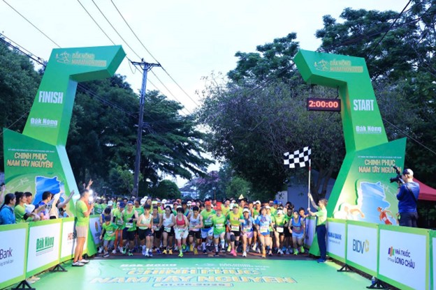 Đắk Nông Marathon 2025 “Chinh phục Nam Tây Nguyên”: Lan tỏa yêu thương qua từng bước chạy
