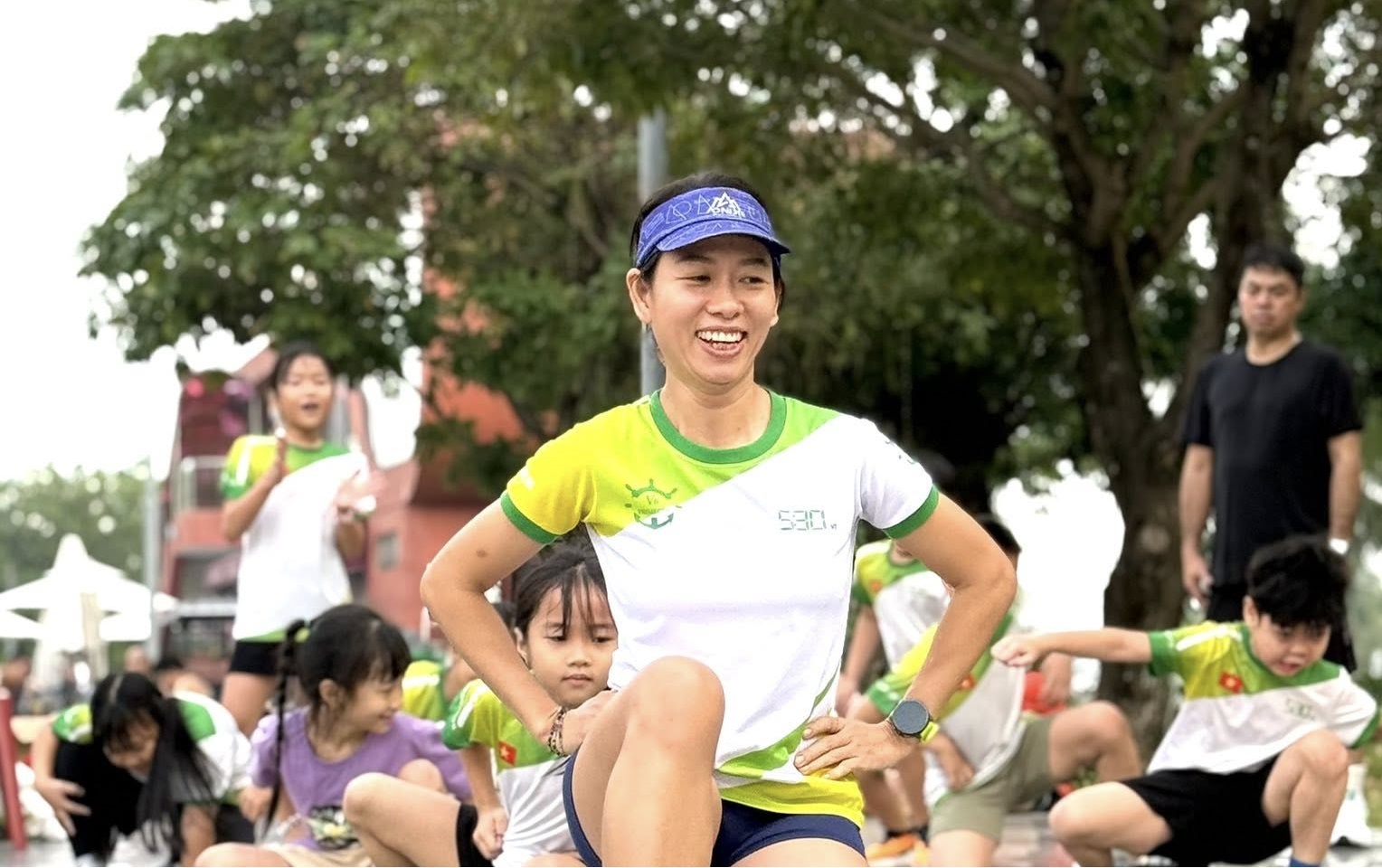 Cô Thơ – Người phụ nữ có ‘đối thủ đáng gờm’ nhất mỗi sáng chủ nhật: Một lũ trẻ con 