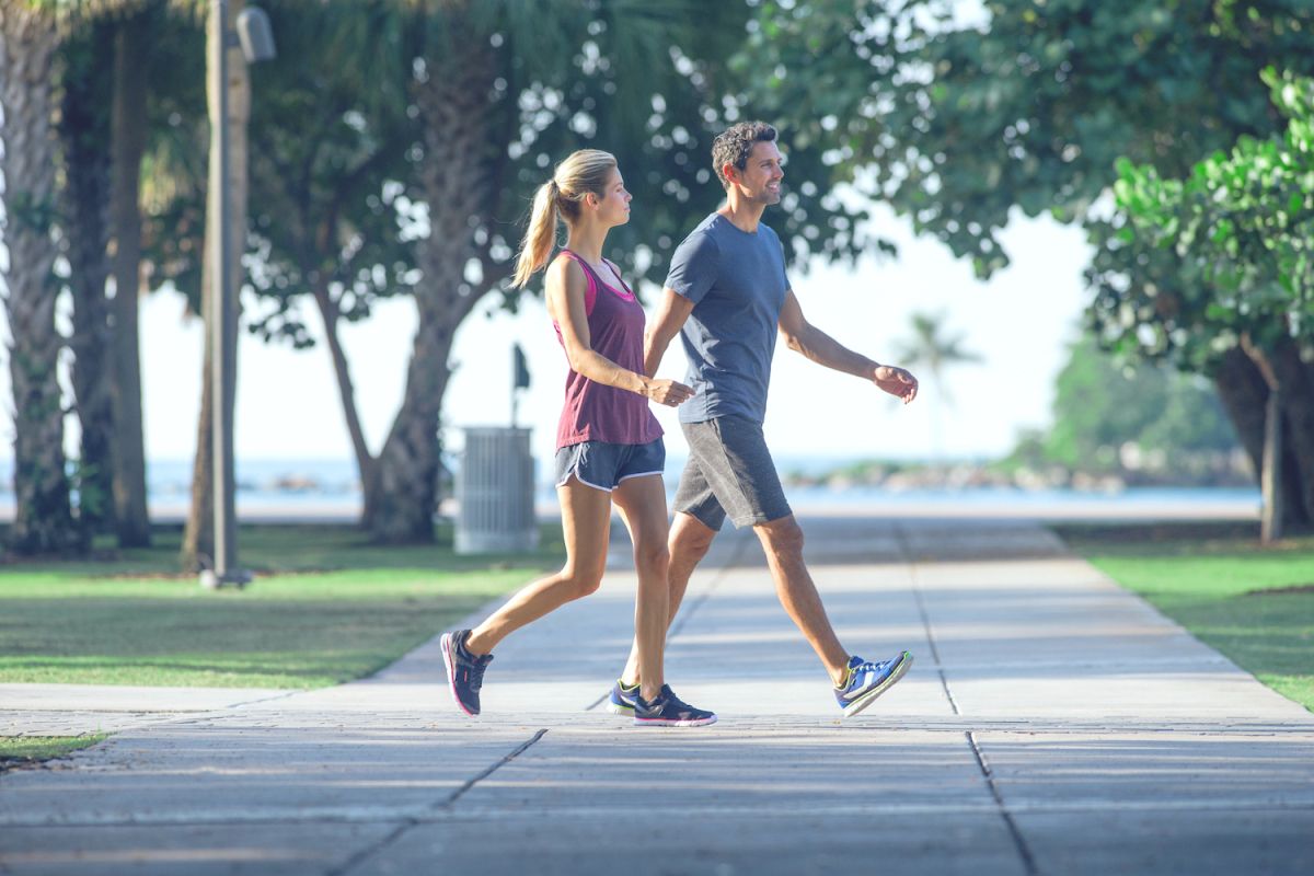Đi bộ hay chạy bộ, cái nào mới là best choice dành cho bạn?